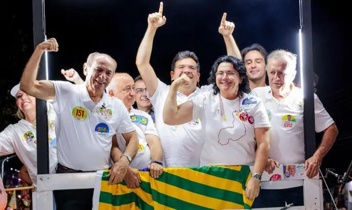 Em Piripiri, Rafael Fonteles reúne multidão e ressalta série de ações no município