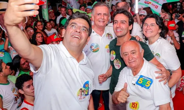 Em Piripiri, Rafael Fonteles reúne multidão e ressalta série de ações no município