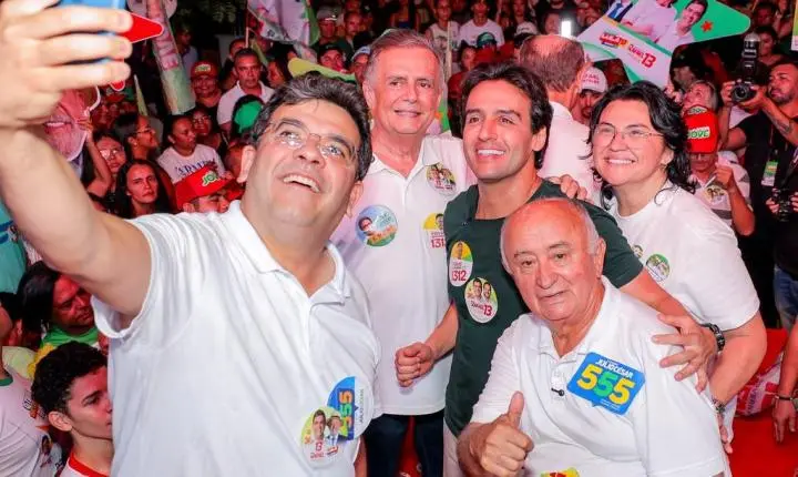 Em Piripiri, Rafael Fonteles reúne multidão e ressalta série de ações no município
