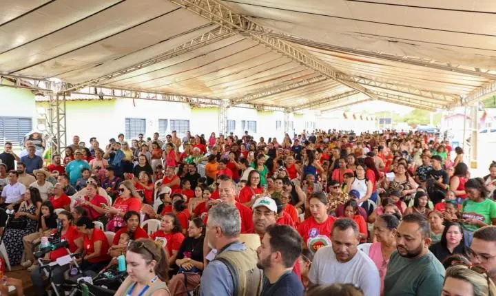 Entrega de 236 novas moradias transforma a vida de famílias em Piripiri