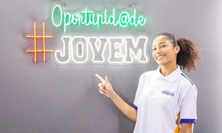 Estudantes egressos são convocados para monitoria em escolas da rede estadual; confira a lista