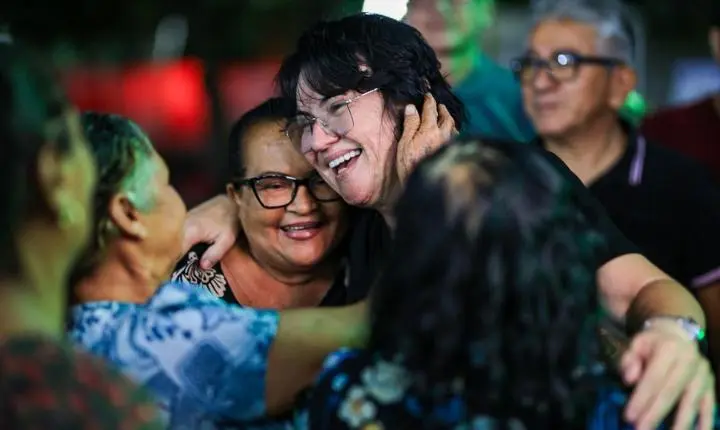 Festa das Mães promovida pela Prefeitura de Piripiri reúne grande público e sorteia moto 0 km