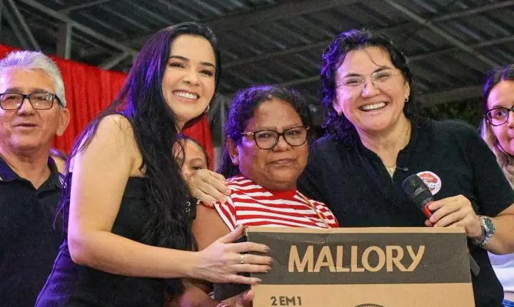 Festa das Mães promovida pela Prefeitura de Piripiri reúne grande público e sorteia moto 0 km