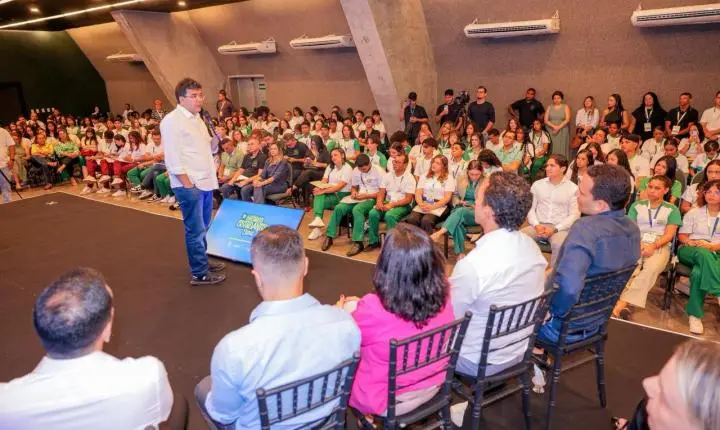Governador lança Portal do Estudante e reforça papel dos grêmios na formação cidadã