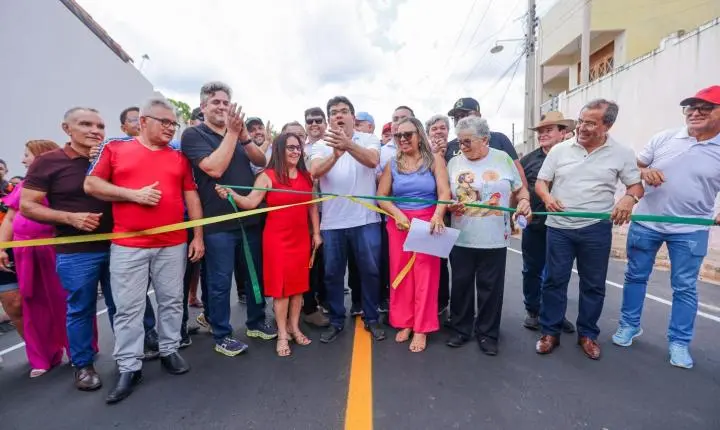 Governo do Estado executa 60 obras em Pedro II e melhora mobilidade urbana e rural