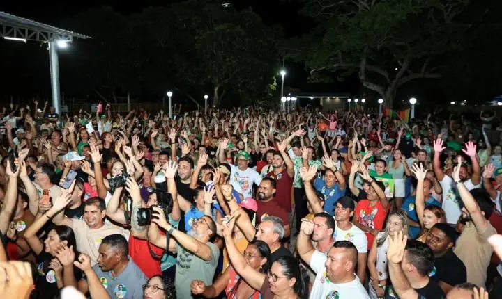 Manifestação liderada por Jôve Oliveira reúne multidão na AABB de Piripiri com candidatos apoiados pela prefeita