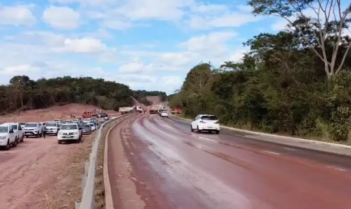 Ministros acompanham avanço das duplicações das BRs no Piauí e confirmam uso de pavimento de concreto