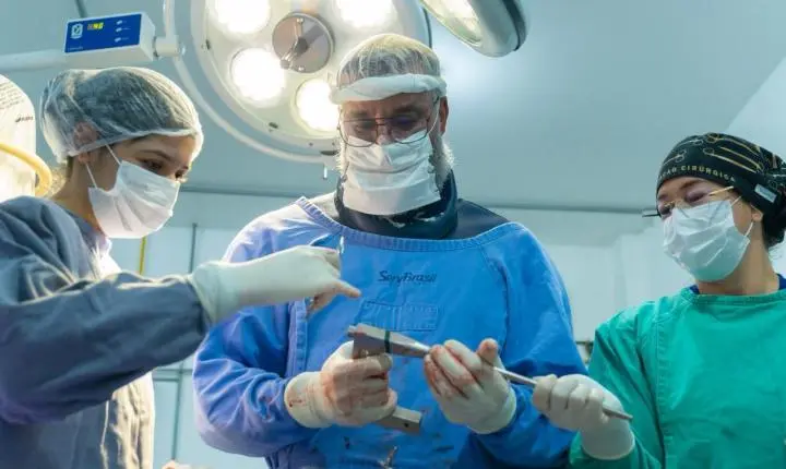 Ortopedia do HRCR realiza cirurgias inéditas com técnicas modernas que garantem recuperação mais rápida e segura