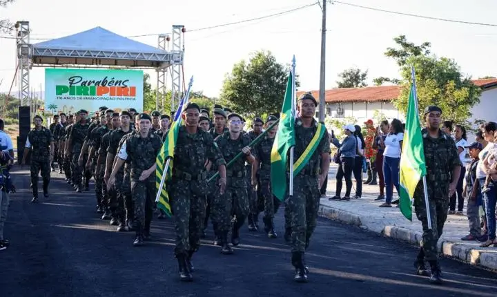 Piripiri celebra 116 anos com atos cívicos, inaugurações e missa em ação de graças
