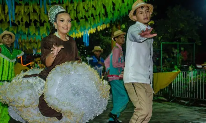 Piripiri Junina atrai grande público na terceira noite de celebrações