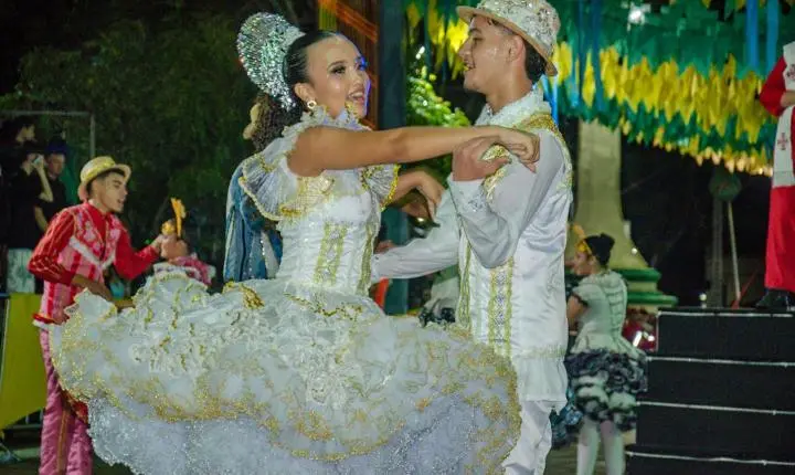Piripiri Junina atrai grande público na terceira noite de celebrações