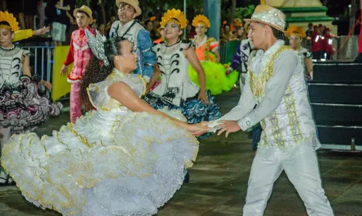 Piripiri Junina atrai grande público na terceira noite de celebrações