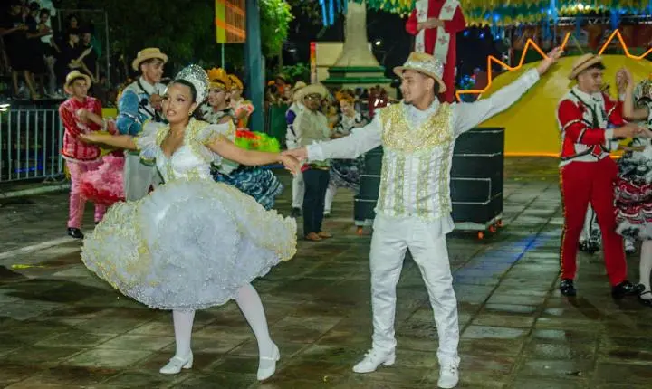 Piripiri Junina atrai grande público na terceira noite de celebrações