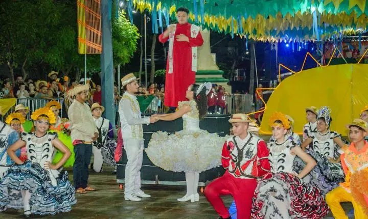 Piripiri Junina atrai grande público na terceira noite de celebrações
