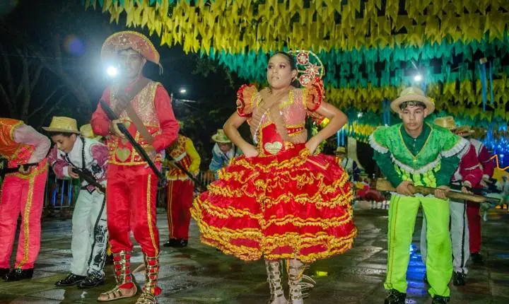 Piripiri Junina atrai grande público na terceira noite de celebrações