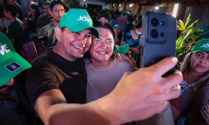Prefeita Jôve Oliveira celebra aniversário com fé e solidariedade a causa animal
