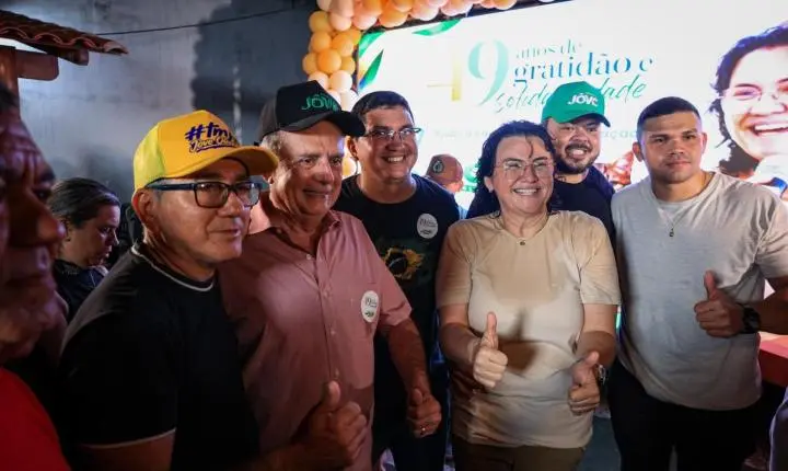 Prefeita Jôve Oliveira celebra aniversário com fé e solidariedade a causa animal