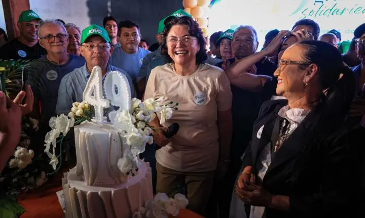 Prefeita Jôve Oliveira celebra aniversário com fé e solidariedade a causa animal