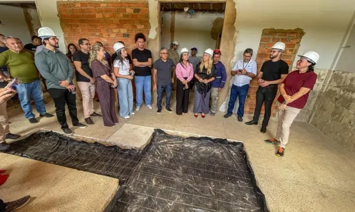 Prefeita Jôve Oliveira visita obras do Centro de Ressonância Magnética de Piripiri