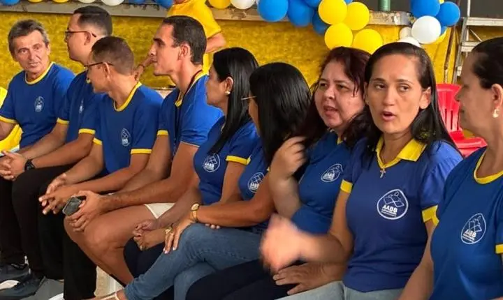 Prefeitura de Piripiri e AABB celebram 5 anos do AABB Comunidade com entrega de kits aos alunos