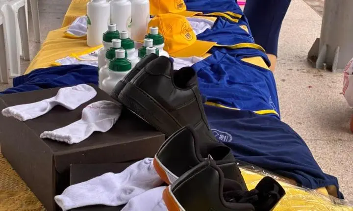 Prefeitura de Piripiri e AABB celebram 5 anos do AABB Comunidade com entrega de kits aos alunos