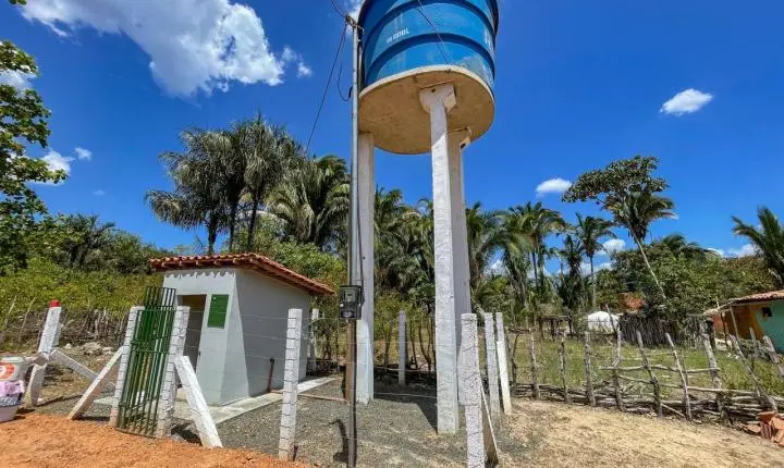 Prefeitura de Piripiri entrega estradas recuperadas e implantação de abastecimento de água na zona rural