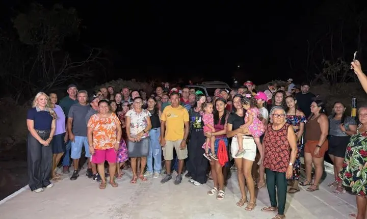 Prefeitura de Piripiri entrega passagem molhada e pavimentação na comunidade Lajes dos Fidélis