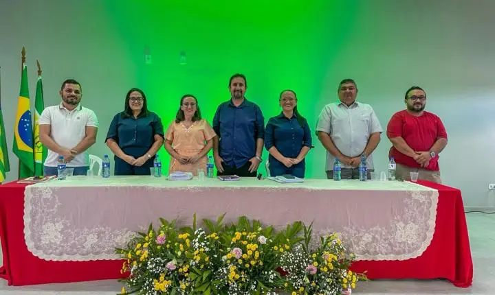 Prefeitura de Piripiri fortalece ações educacionais em encontro regional promovido pela 3ª GRE  