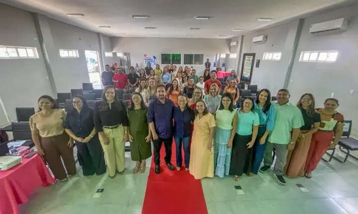 Prefeitura de Piripiri fortalece ações educacionais em encontro regional promovido pela 3ª GRE  
