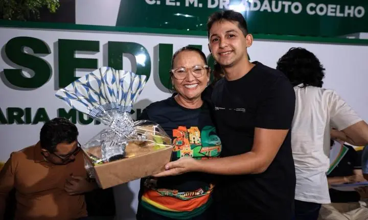 Prefeitura de Piripiri inaugura novo Centro de Ensino Municipal Dr. Adauto Coelho de Resende no bairro Anajás
