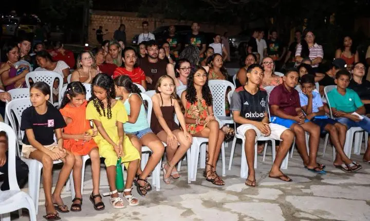 Prefeitura de Piripiri inaugura novo Centro de Ensino Municipal Dr. Adauto Coelho de Resende no bairro Anajás