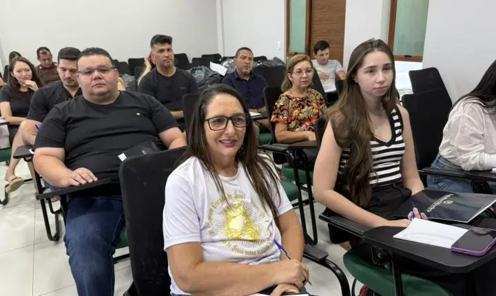 Prefeitura de Piripiri promove capacitação sobre Reforma Tributária para servidores