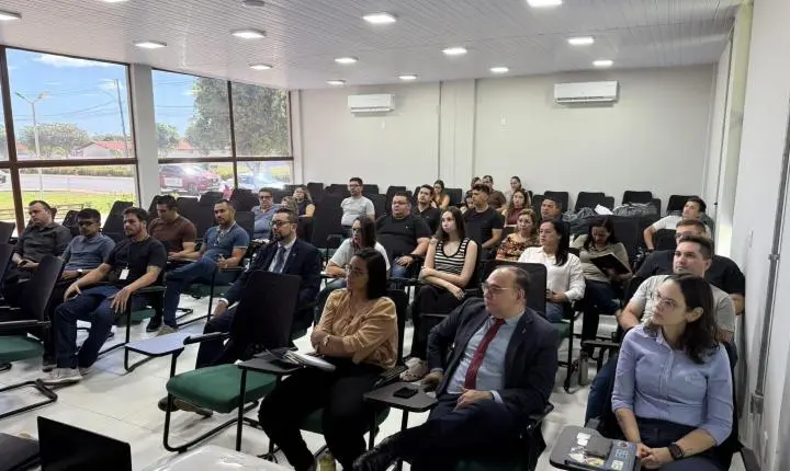 Prefeitura de Piripiri promove capacitação sobre Reforma Tributária para servidores