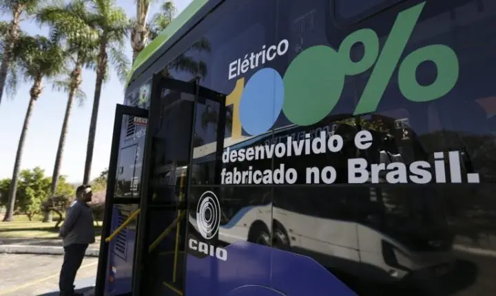 Projeto cria política nacional para eletrificar frota de ônibus e caminhões no Brasil