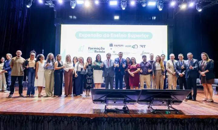 Rafael Fonteles nomeia 47 novos professores efetivos na Uespi e fortalece ensino superior com mais disciplinas nos campi