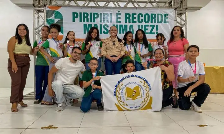 SEDUC de Piripiri entrega 328 medalhas da OBMEP Mirim a estudantes da rede municipal