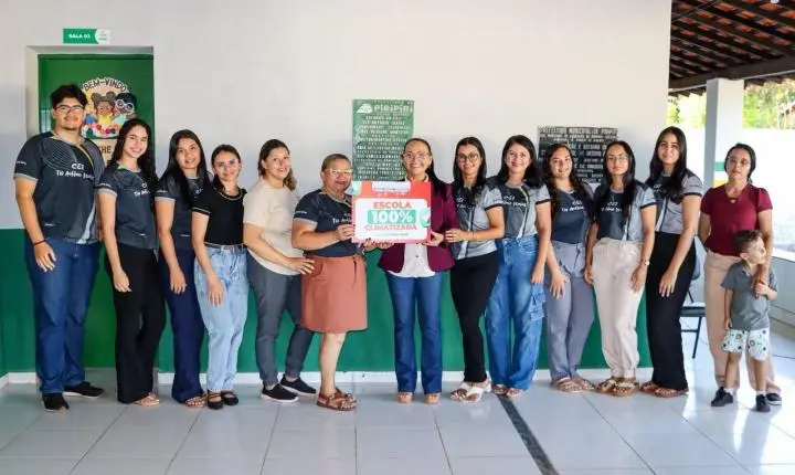 SEDUC de Piripiri entrega playground à Creche Antônio Isaías, na comunidade Caldeirão